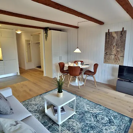 Mondzeu F48 Apartment